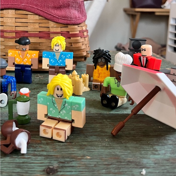 Roblox Camping crew - Picture 2 of 6